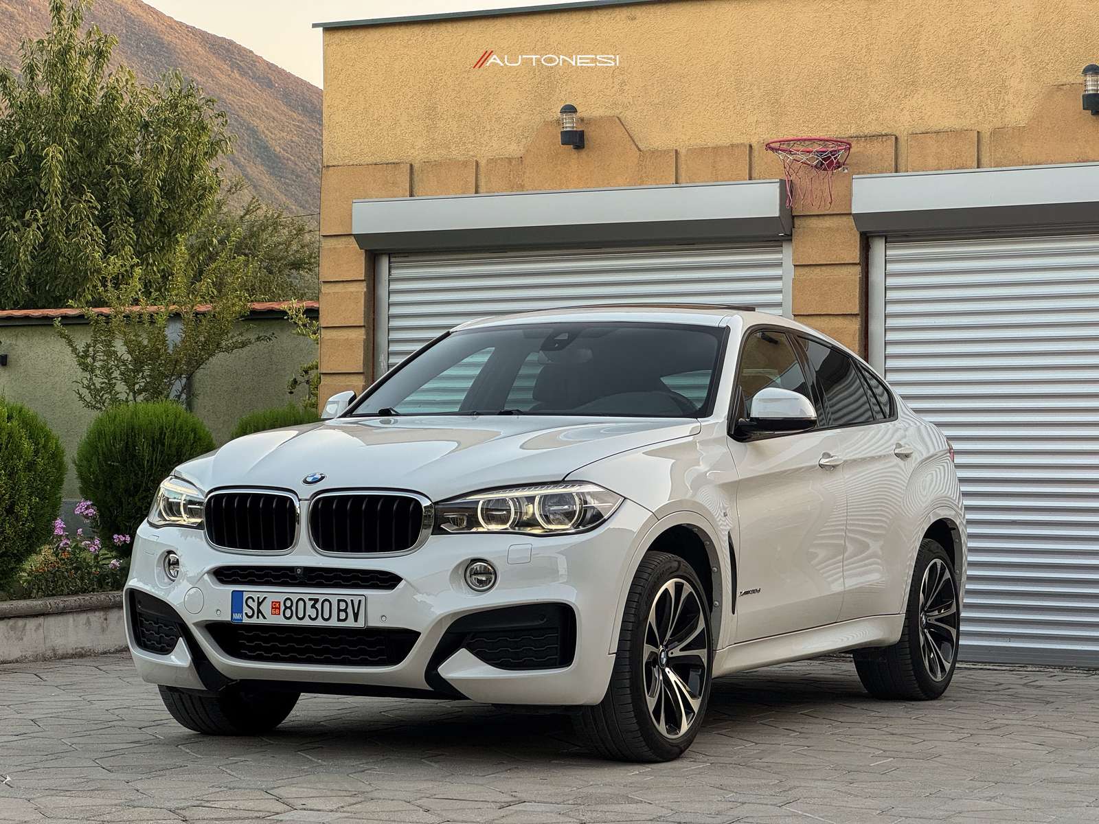 BMW X6 xDrive 30d “M Paket”