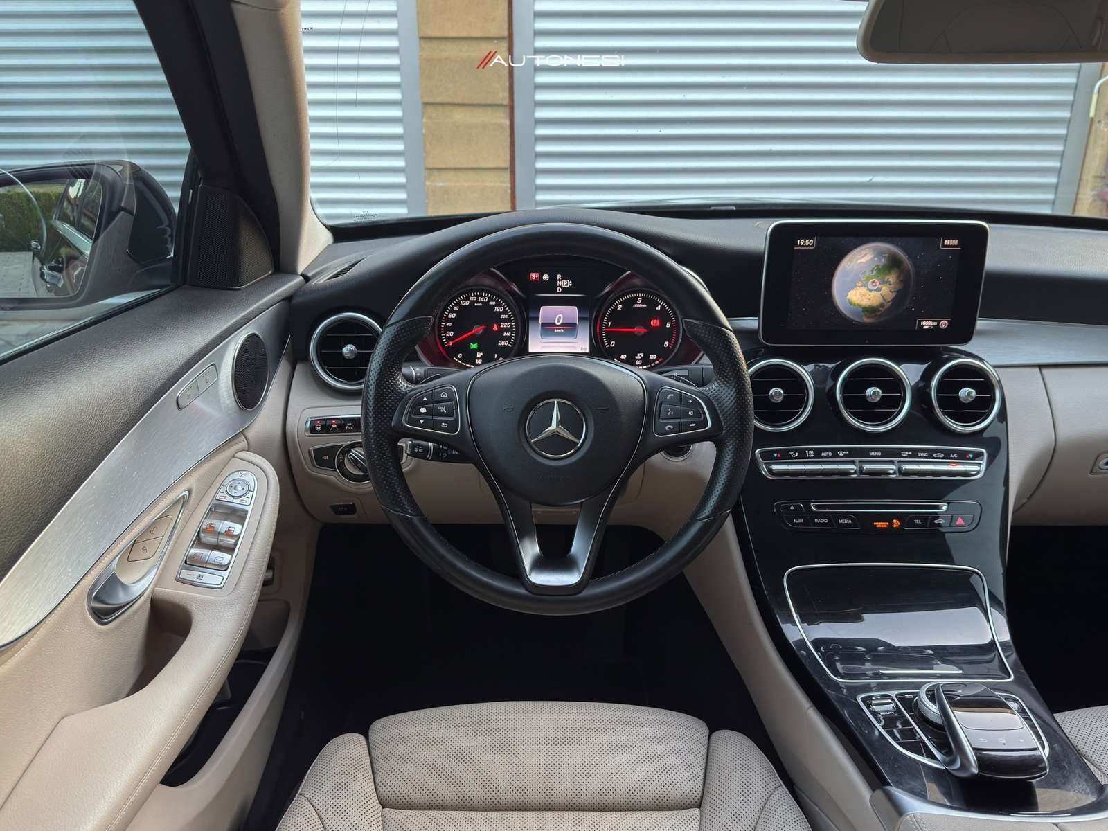 Mercedes C250 4Matic Premium - view 5