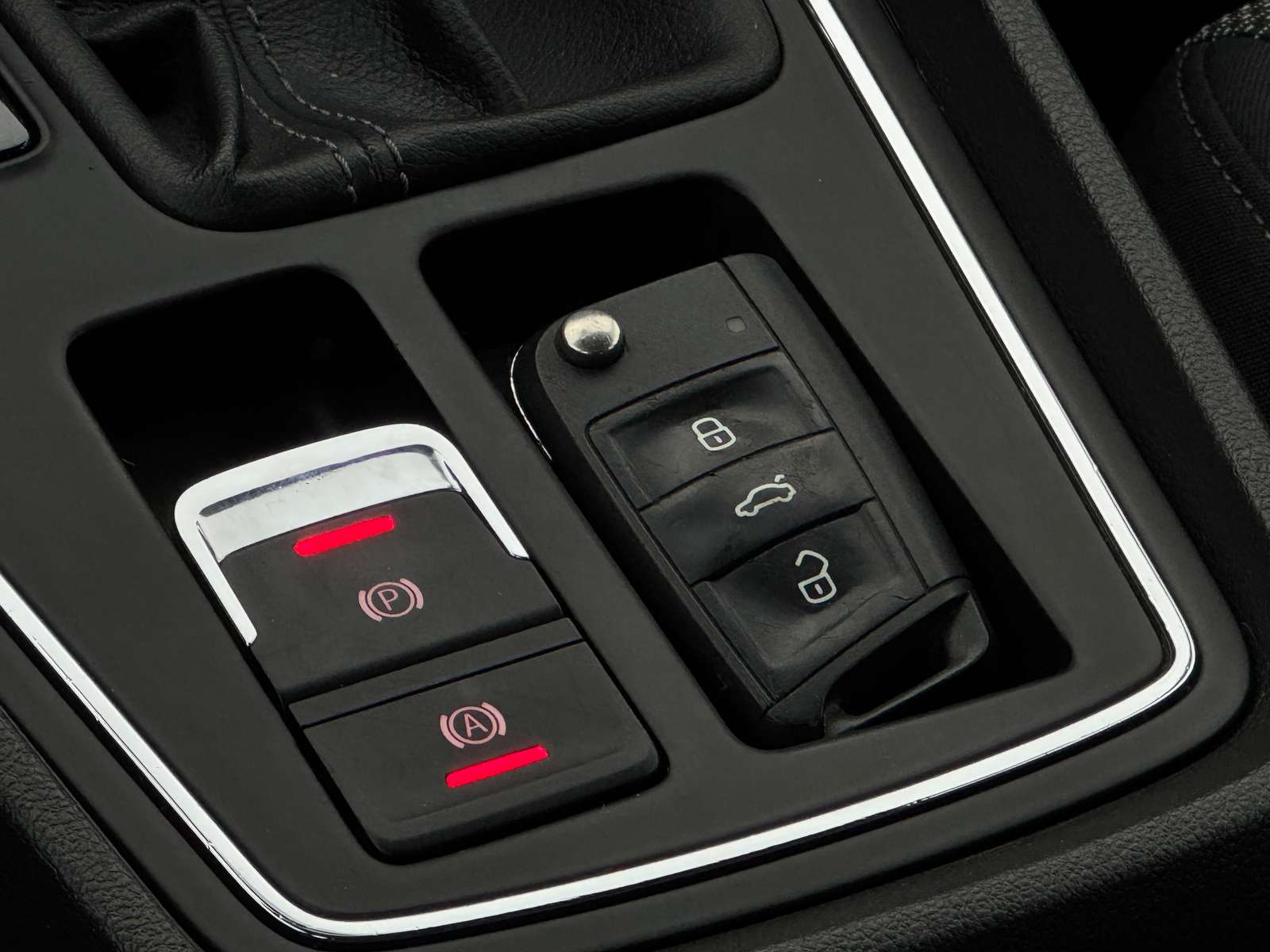 Seat Leon 1.6TDI Facelift - view 7