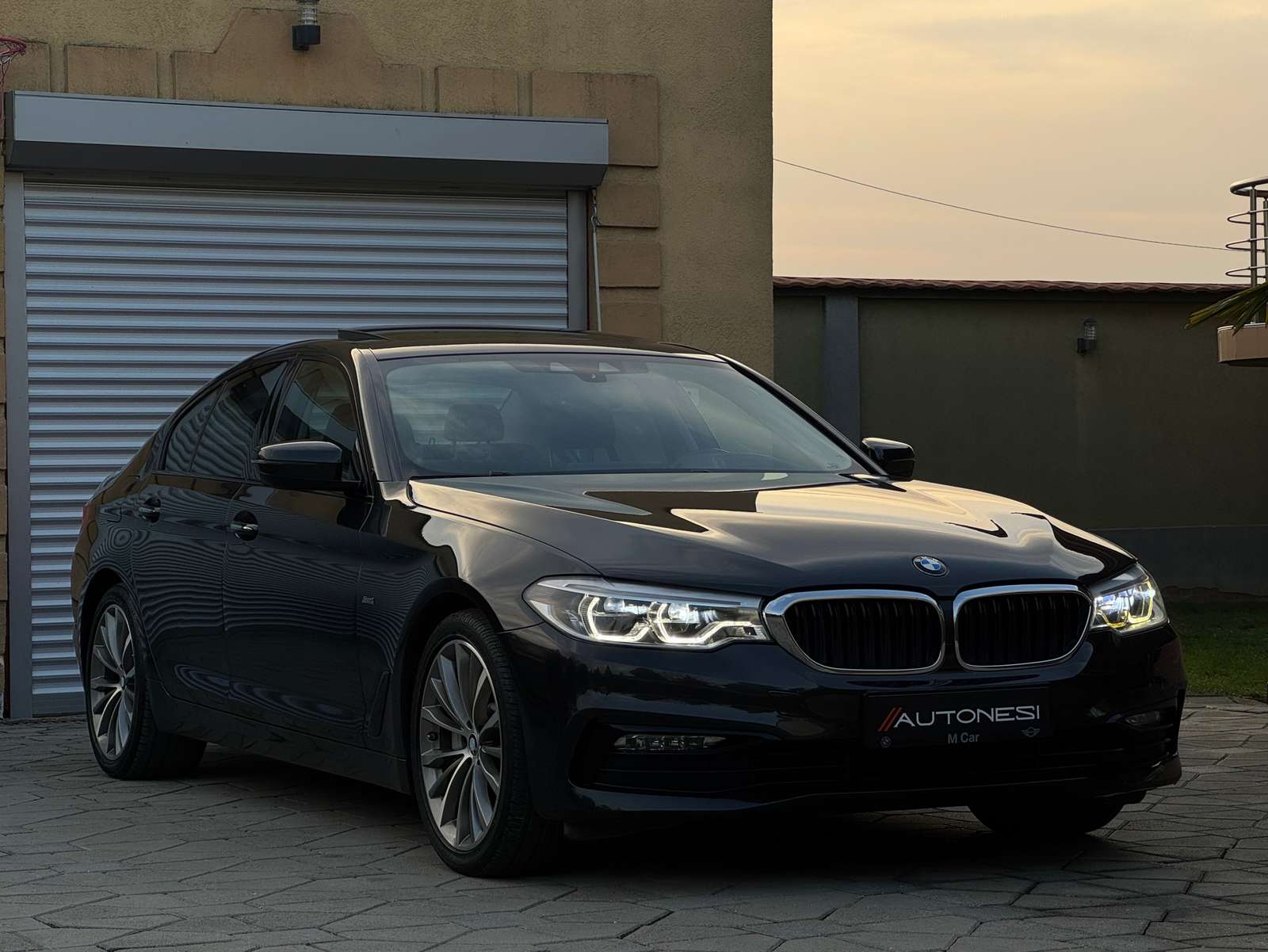 BMW 530D SportLine - view 2