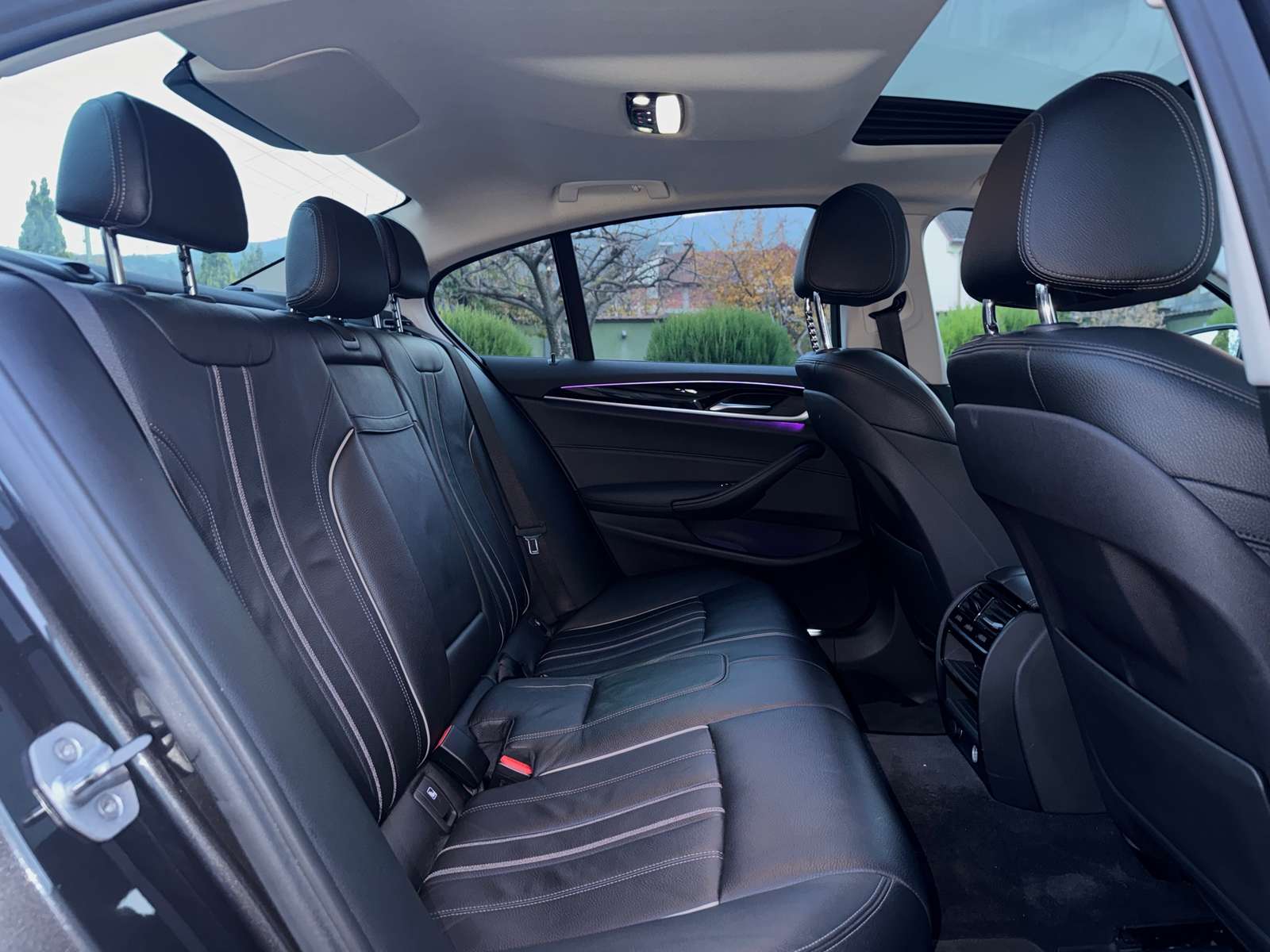 BMW 530D SportLine - view 7