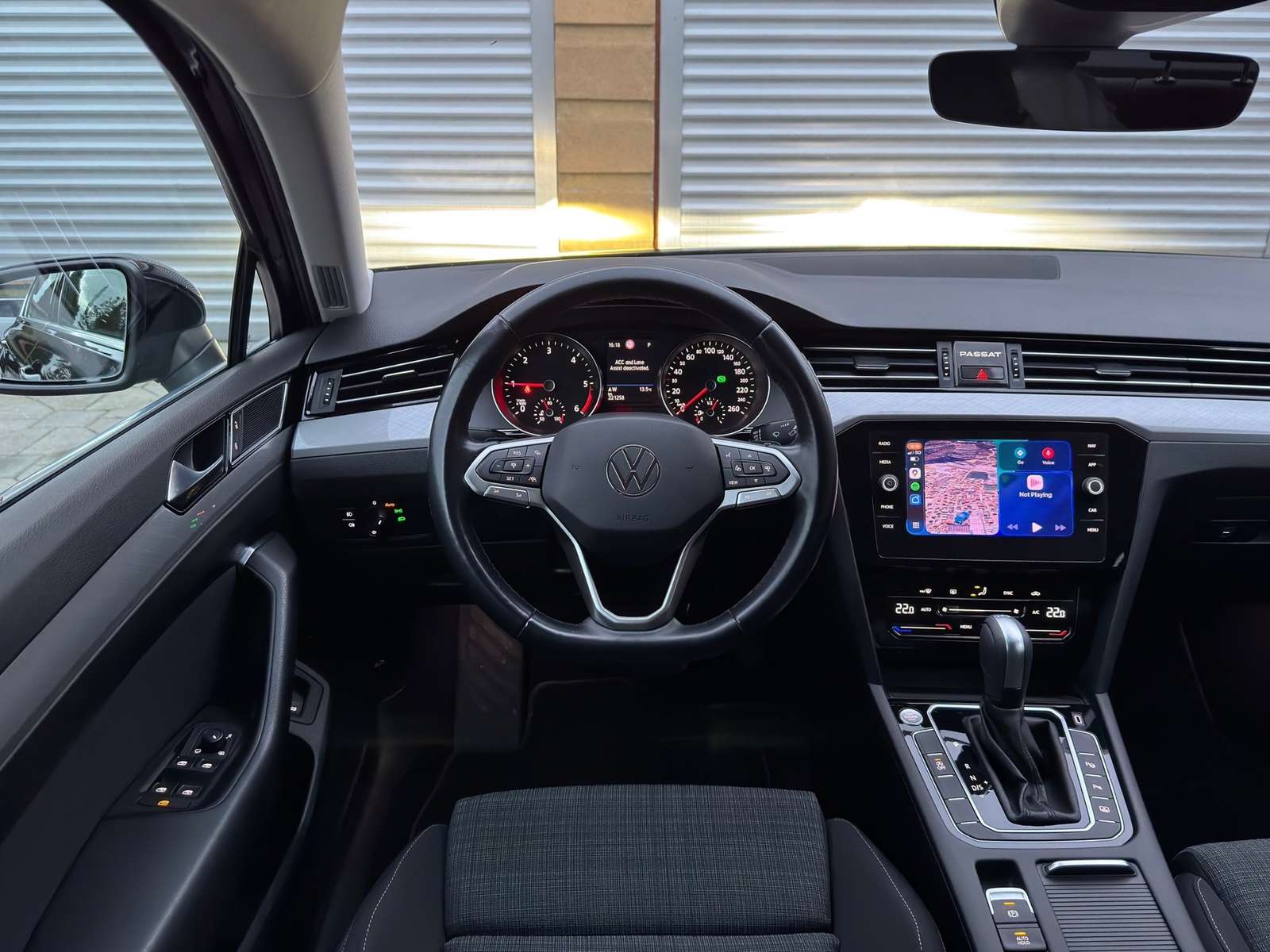 VW Passat 2.0TDI Business Facelift - view 5