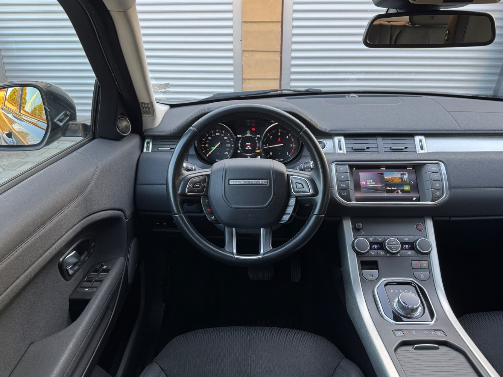 Land Rover Evoque 2.0 FACELIFT - view 6