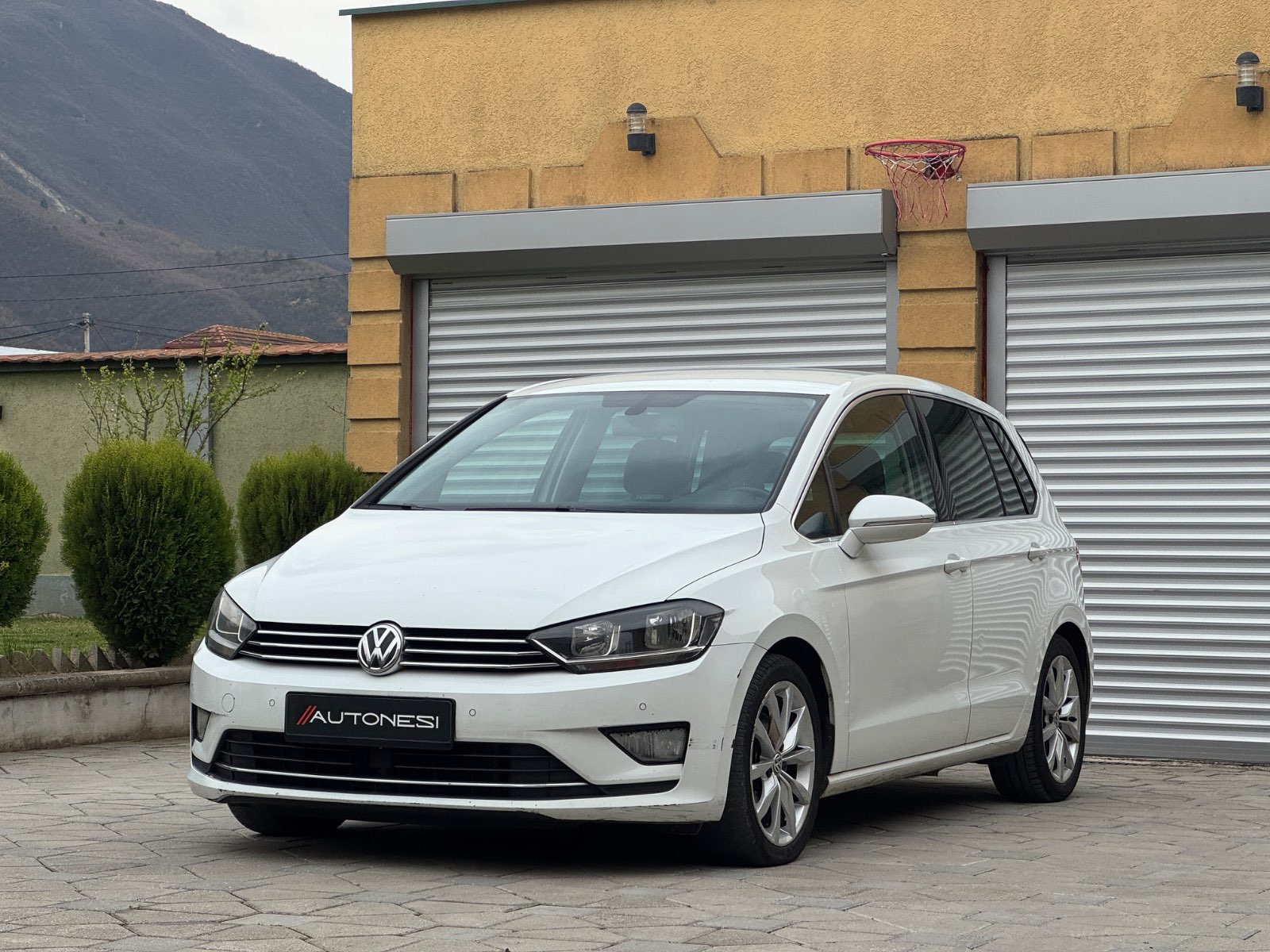 VW Golf VII Sportsvan 2.0 TDI DSG Carat