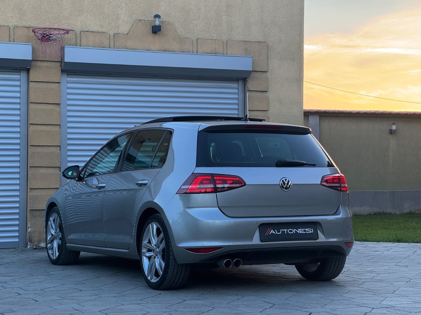 Golf VII 2.0TDI Highline - view 4