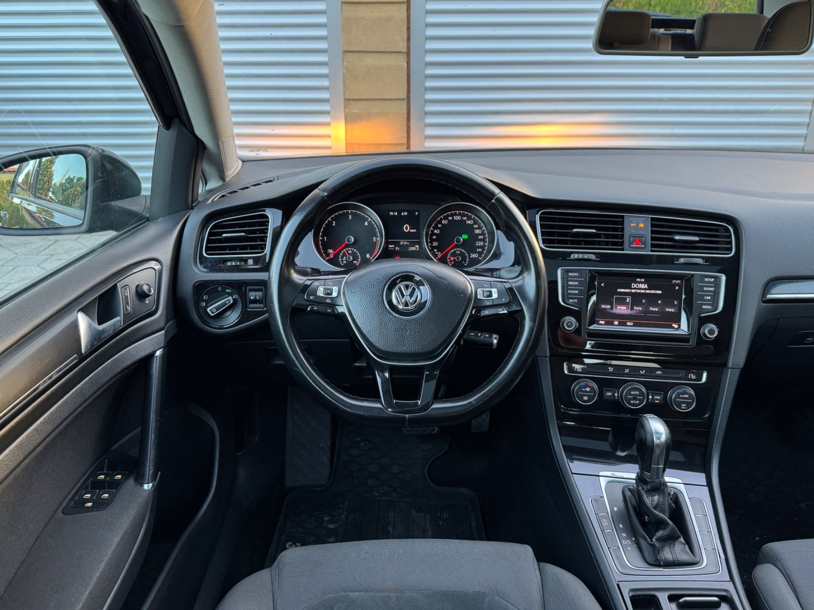 VW Golf 7 1.6TDI DSG Highline - view 5