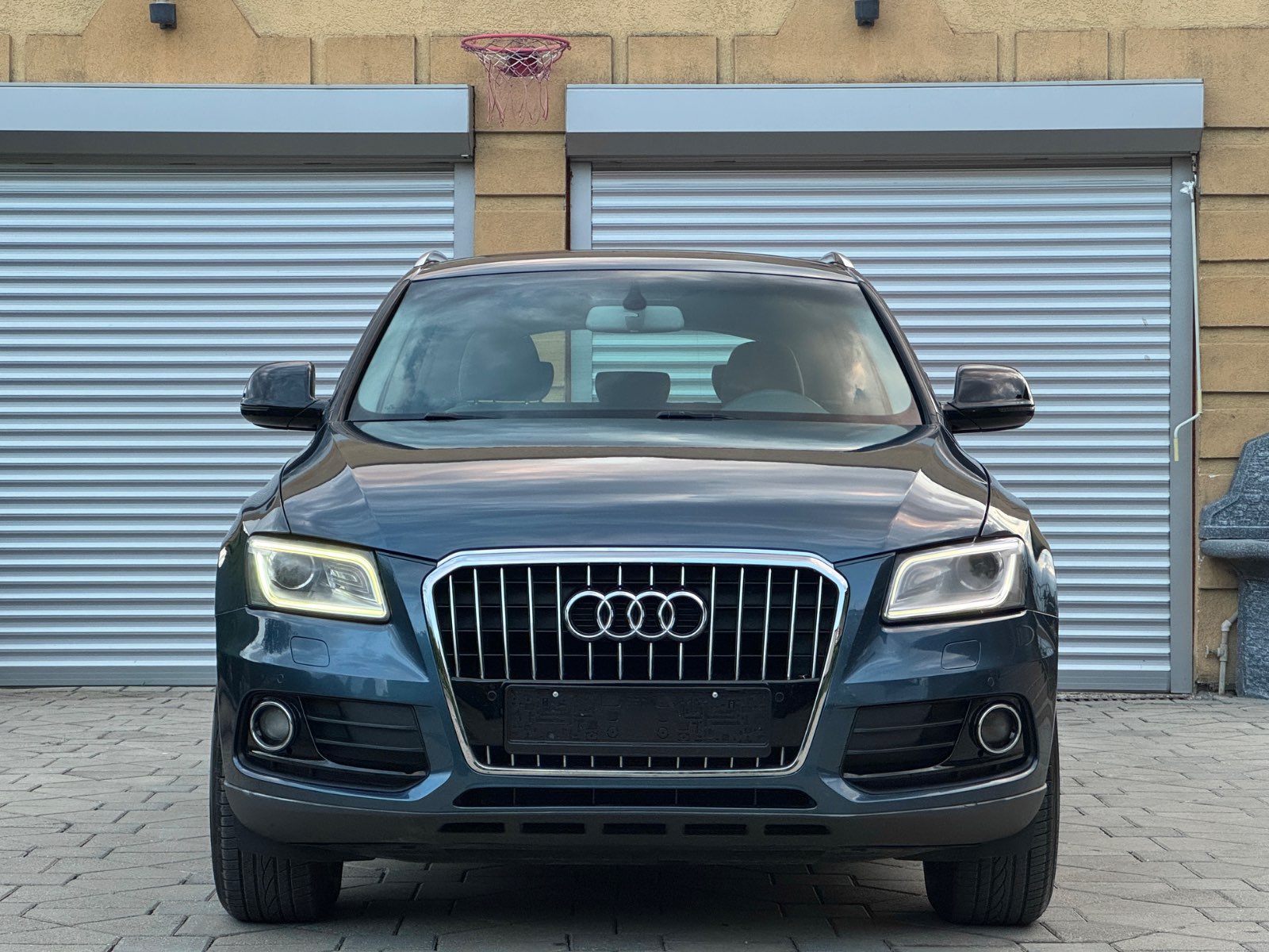 Audi Q5 2.0 TDI S-Tronic quattro (Facelift) - view 2