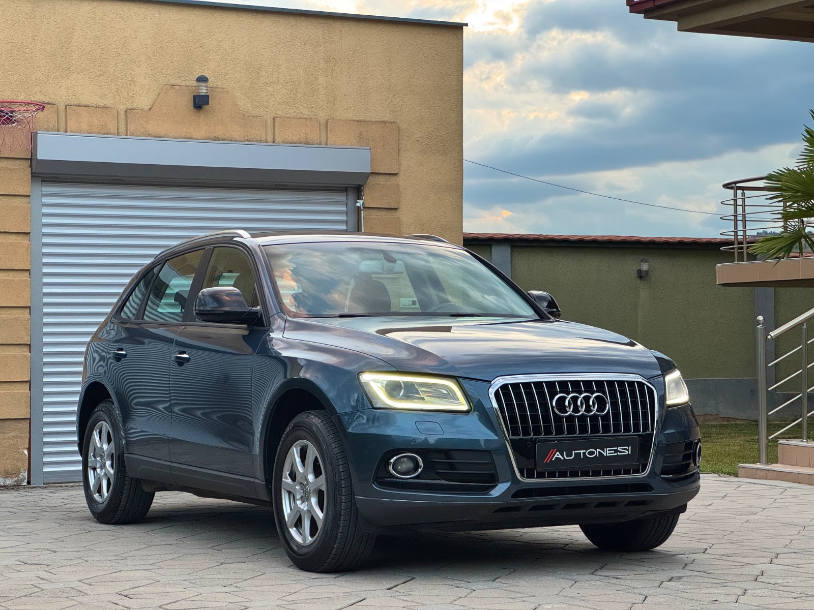Audi Q5 2.0 TDI S-Tronic quattro (Facelift) - view 3