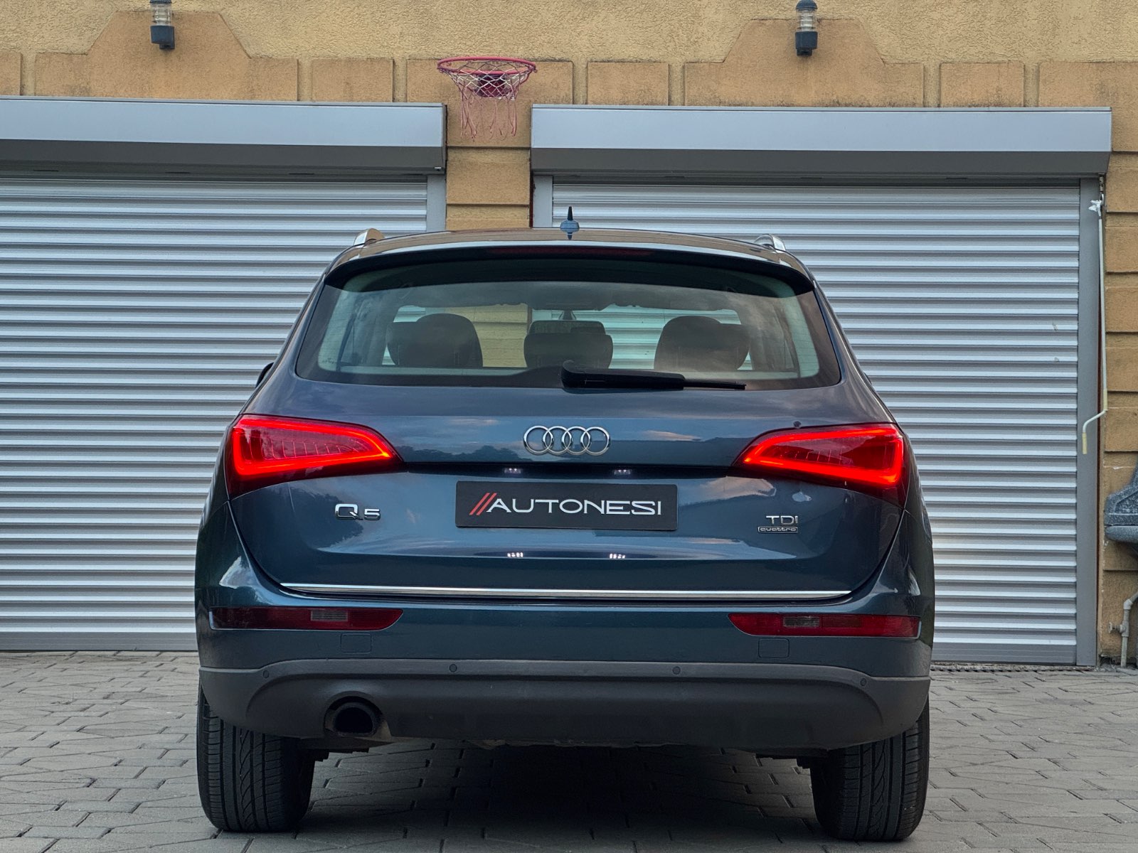 Audi Q5 2.0 TDI S-Tronic quattro (Facelift) - view 8
