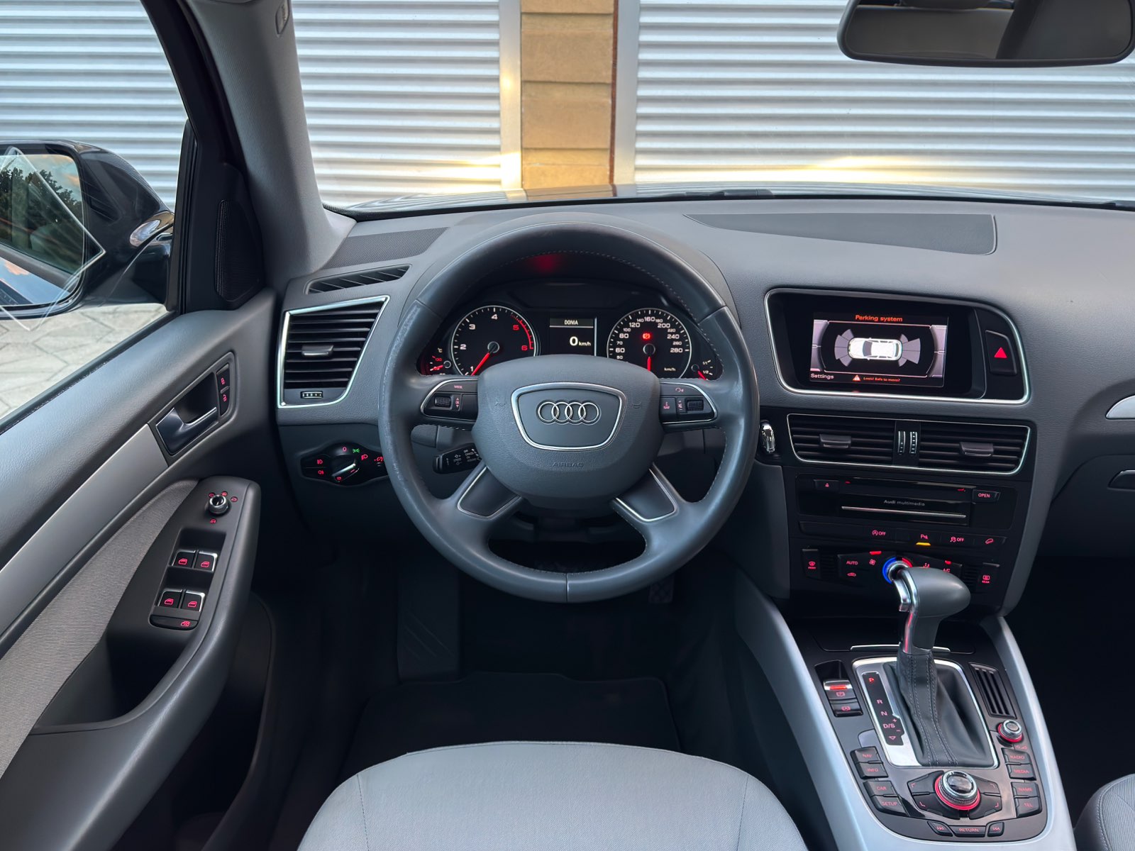 Audi Q5 2.0 TDI S-Tronic quattro (Facelift) - view 9