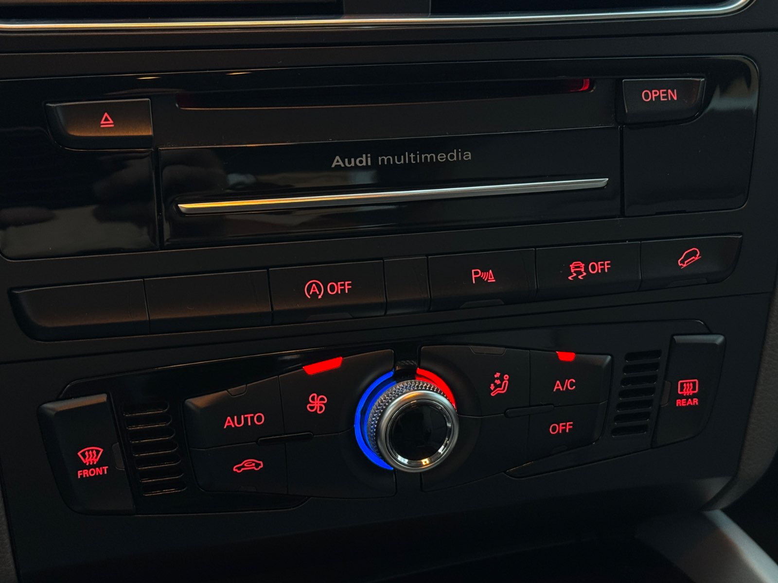 Audi Q5 2.0 TDI S-Tronic quattro (Facelift) - view 13
