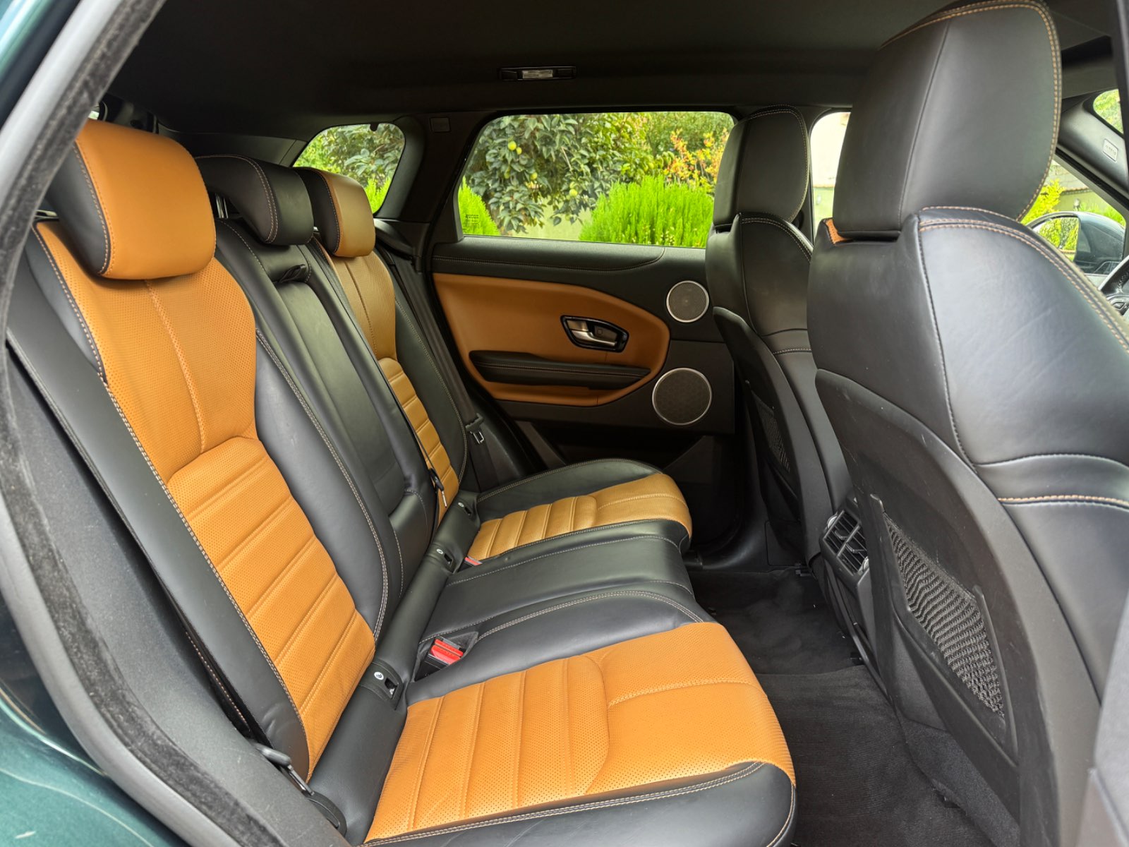 Land Rover Evoque 2.0 SD4 HSE Dynamic (Facelift) - view 12