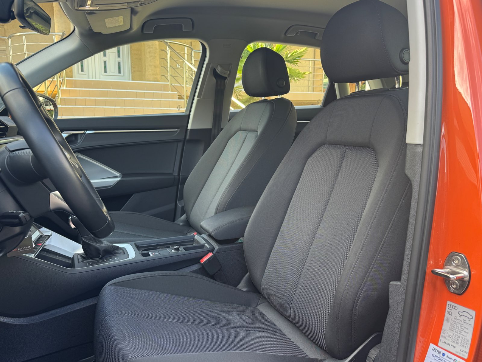 Audi Q3 35 TDI Business Quattro - view 8