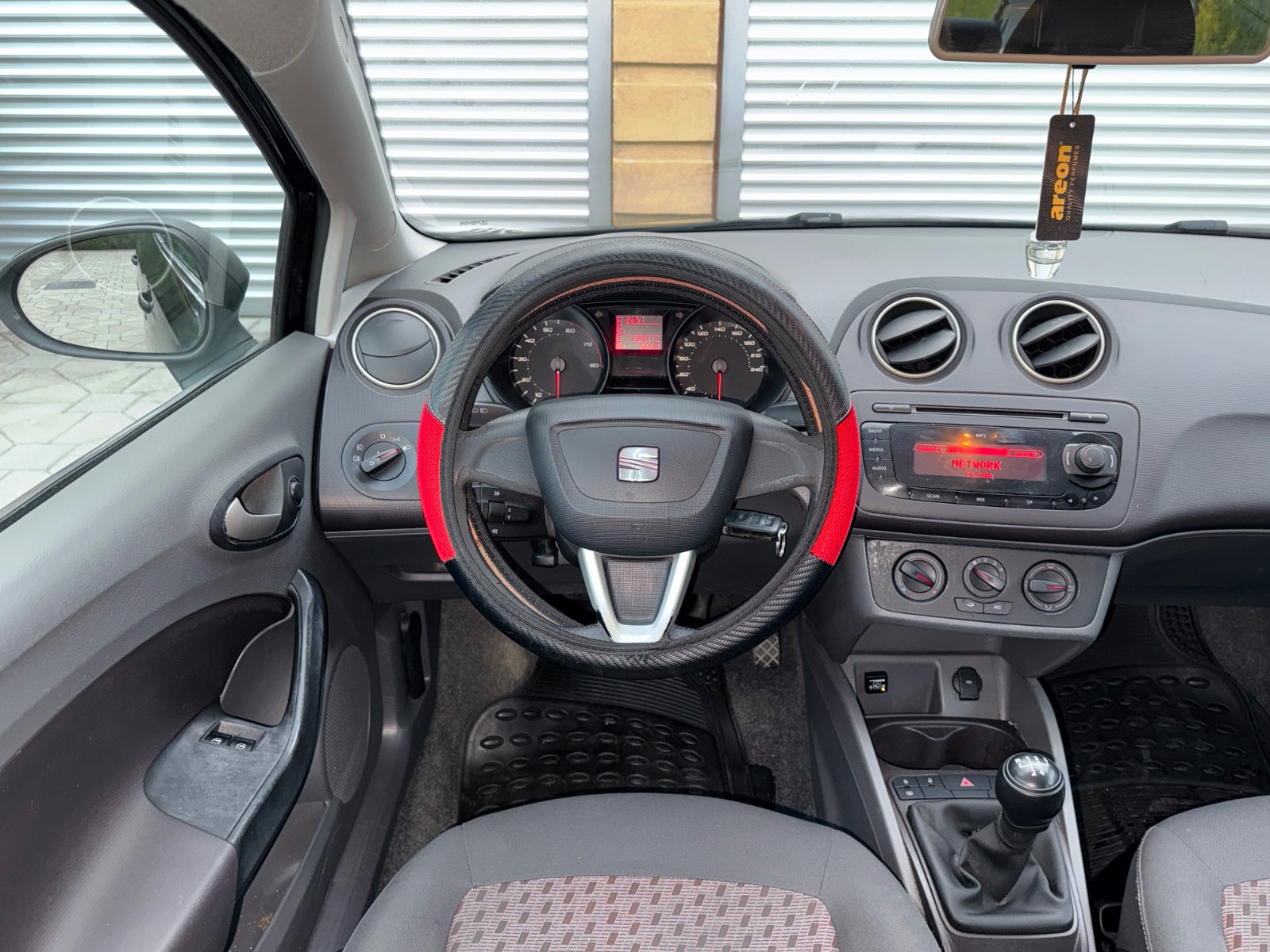 Seat Ibiza 1.2TSI/TNG - view 5